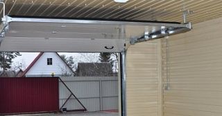 Купить гаражные ворота подъемные Мончегорск, цена от 3935 руб.