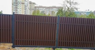 Купить распашные ворота из штакетника Мончегорск, цена от 2781 руб.
