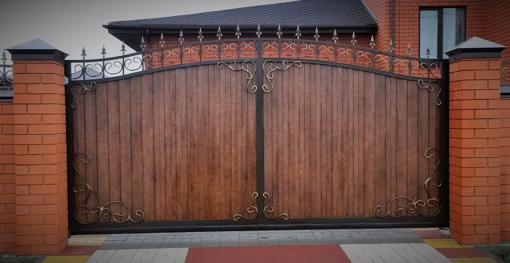 Купить простые ворота для дома: советы по выбору, установке и уходу в Мончегорске от 33572 руб | ВоротМастер-Мнч