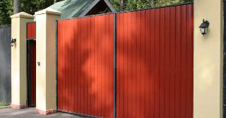 Купить ворота из профнастила Мончегорск, цена от 4144 руб.
